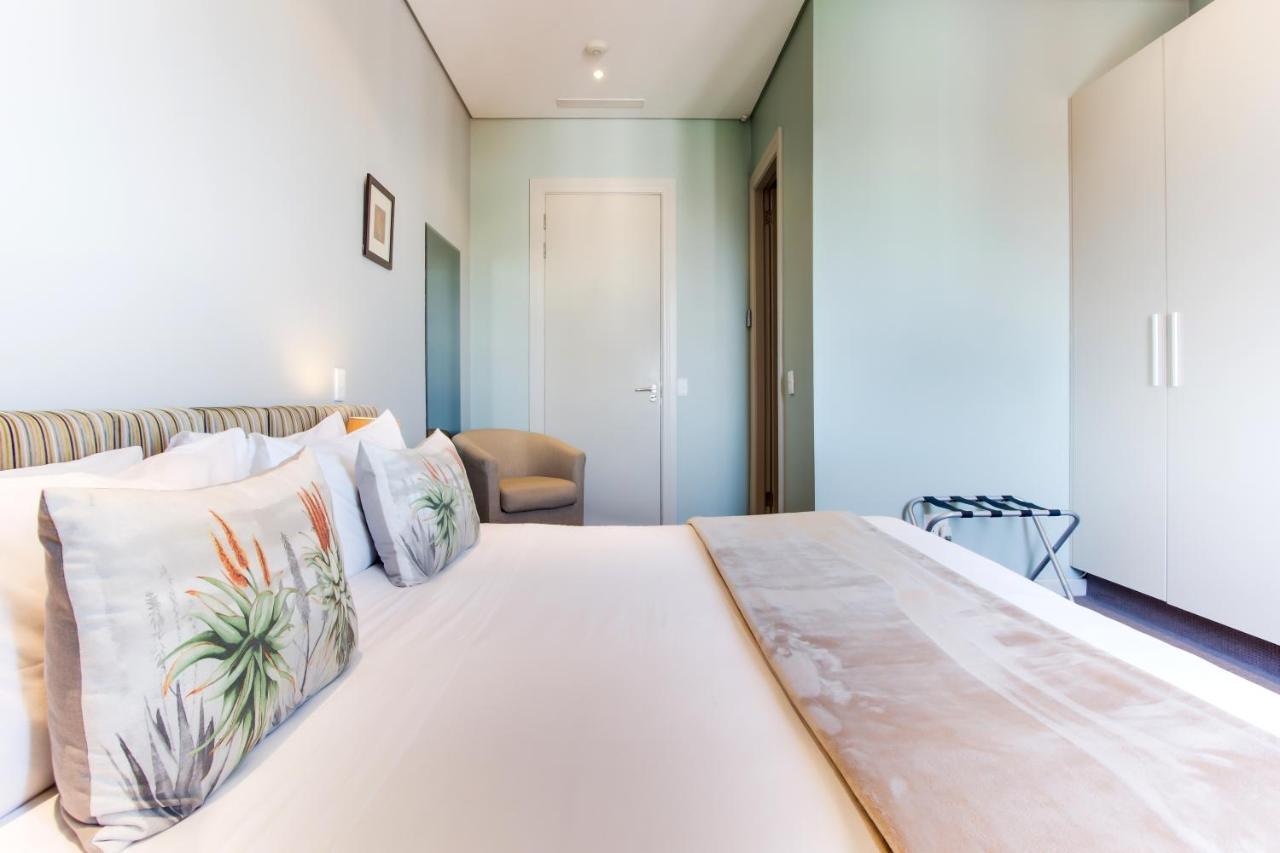 Hotel The One 8 In Point - Solar Power